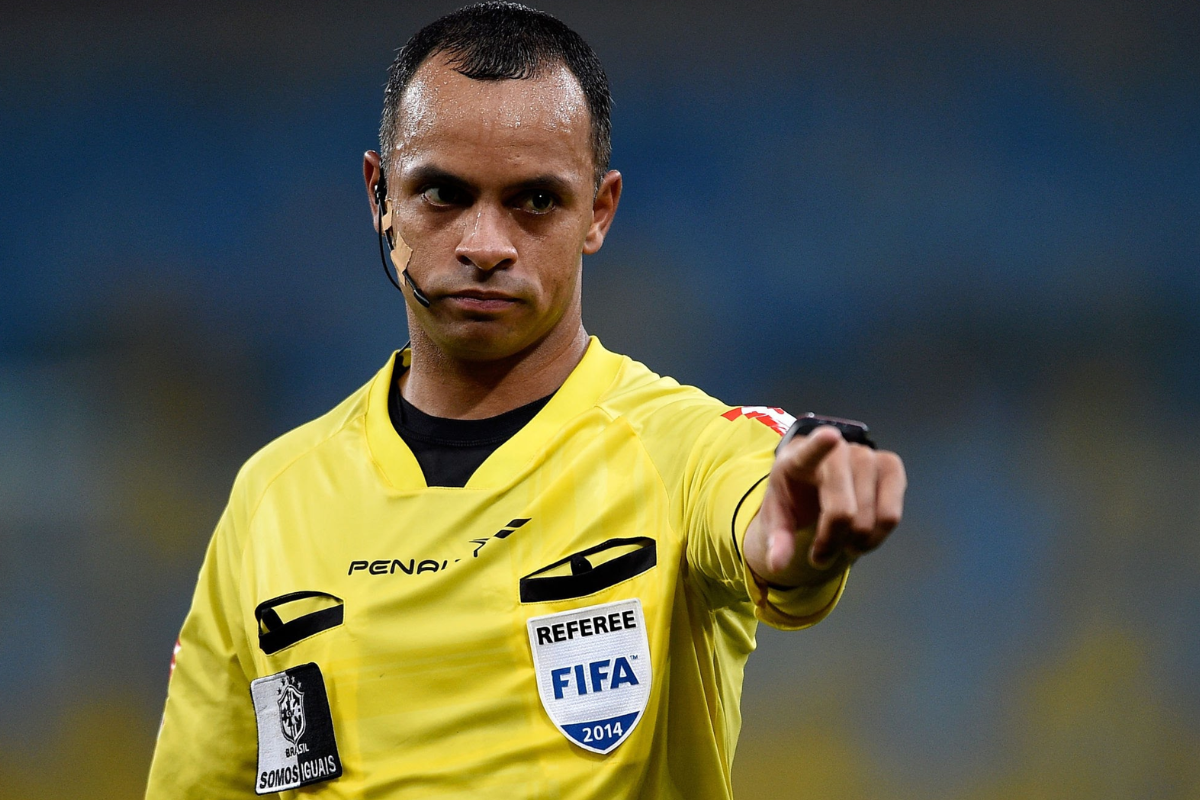 Árbitro Wilton Pereira Sampaio