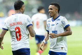Confira onde assistir ao jogo do Paysandu x Bahia ao vivo com imagens
