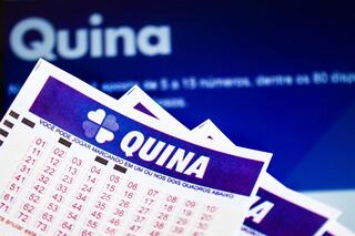 Imagem relacionada ao post: Resultado da Quina de Hoje (05/05): Concurso 6721 – Prêmio de R$ 2,5 Milhões