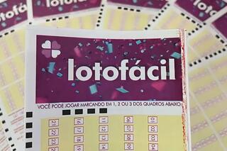 Imagem relacionada ao post: Resultado da Lotofácil de Ontem – Concurso 3389 (12/05/2025) tem Ganhadores
