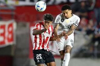 Saiba onde assistir ao jogo do Botafogo x Estudiantes ao vivo hoje
