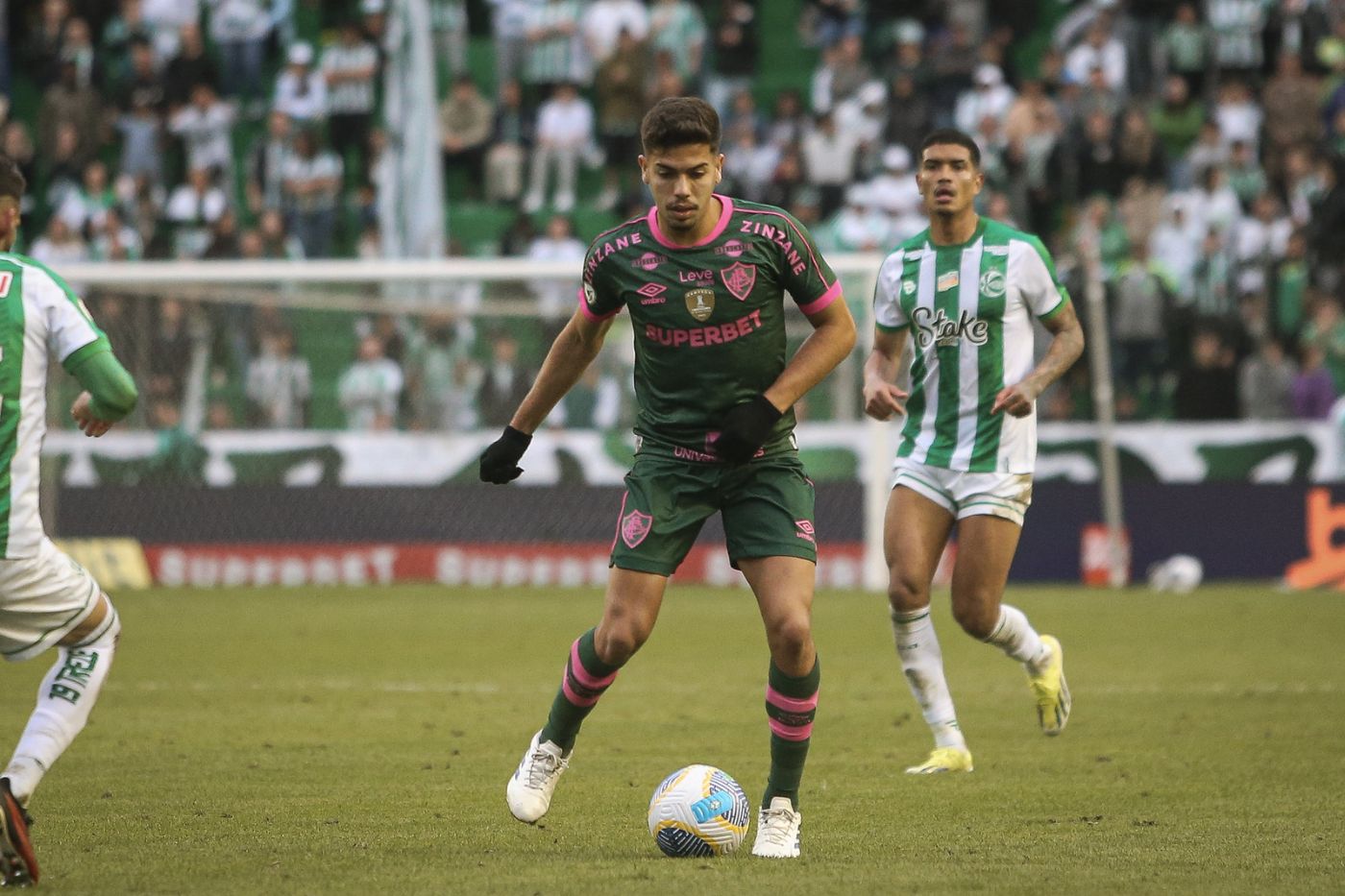 Saiba onde vai passar o jogo do Fluminense ao vivo hoje