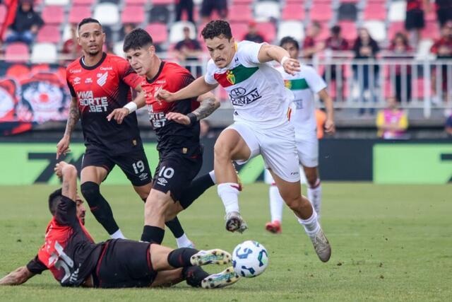 Veja onde vai passar o jogo do Athletico ao vivo