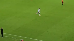 Juninho marca pelo Flamengo contra o Sport: vídeo do 2º gol no Brasileirão, reação da torcida, escalação com Bruno Henrique e impacto na tabela