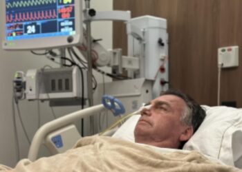 Alerta de Saúde: Bolsonaro tem piora renal em UTI - Foto:Reprodução/Facebook/Jair Messias Bolsonaro