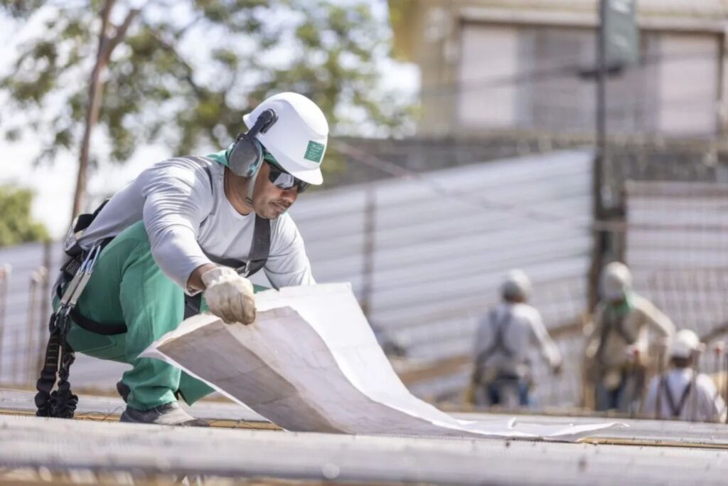 Guia Definitivo: Como Escolher a Construtora Ideal e Evitar Erros na Compra do Seu Imóvel Novo