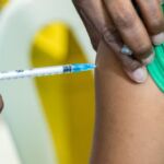Vacina HPV em SP: Meninos atingem 74%, mas meta de 90% ainda é desafio; veja quem mais deve se proteger