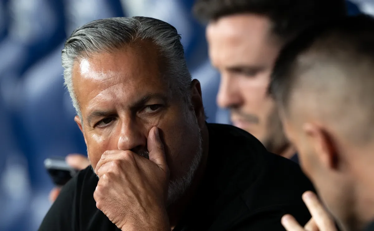 Pressão aumenta sobre José Boto no Flamengo após demissão de Filipe Luís - Imagem - © Jorge Rodrigues/AGIF