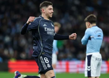 Valverde Brilha e Coloca Real Madrid "Nas Costas" em Vitória Crucial que Mantém Vivo o Sonho pelo Título da La Liga - Acervo/Facebook- Chelsea F.c Fans Clube